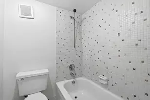 430 Commodore Dr, Plantation, FL 33325 - Photo 24