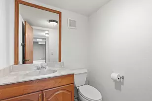 430 Commodore Dr, Plantation, FL 33325 - Photo 28