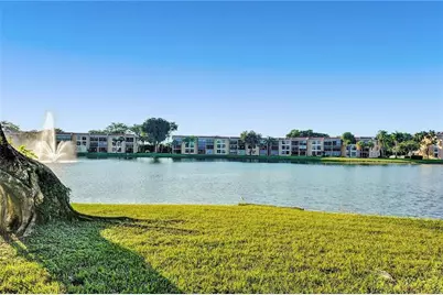 6114 Coral Lake Drive, Margate, FL 33063 - Photo 8