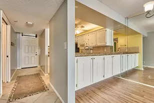 6114 Coral Lake Dr, Margate, FL 33063 - Photo 8
