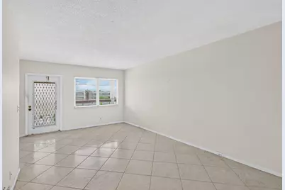4044 Wolverton C, Boca Raton, FL 33434 - Photo 4