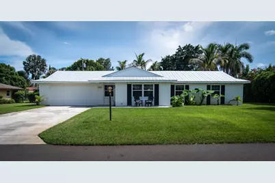 8016 SE Palm Street, Hobe Sound, FL 33455 - Photo 1