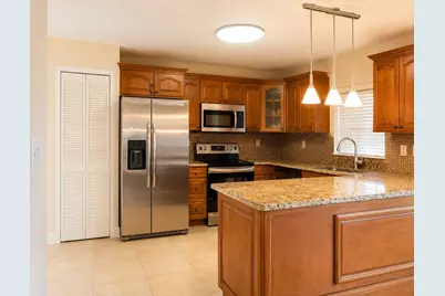 863 NW 122nd Avenue, Miami, FL 33182 - Photo 2