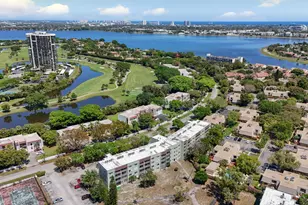 1638 Embassy Dr, West Palm Beach, FL 33401 - Photo 36