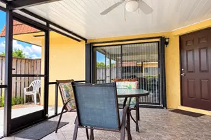 4161 Turnberry Cir, Lake Worth, FL 33467 - Photo 2