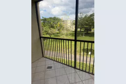 7710 NW 50th Street #304, Lauderhill, FL 33351 - Photo 10