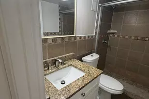 7710 NW 50th St, Lauderhill, FL 33351 - Photo 14