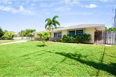 891 Lyndon Drive, Lantana, FL 33462 - Photo 6