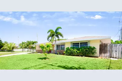 891 Lyndon Drive, Lantana, FL 33462 - Photo 10