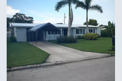 2100 W Esplanade, Fort Pierce, FL 34982 - Photo 4
