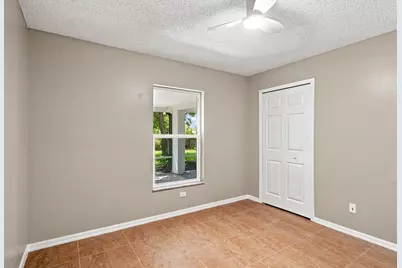 820 SW Jennifer Terrace, Port Saint Lucie, FL 34953 - Photo 24