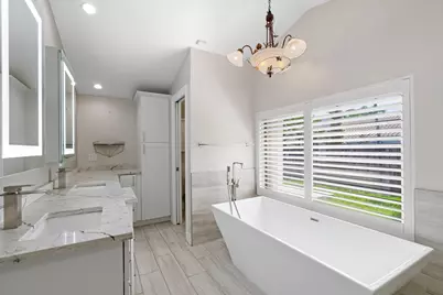 197 NW 104th Avenue, Coral Springs, FL 33071 - Photo 14