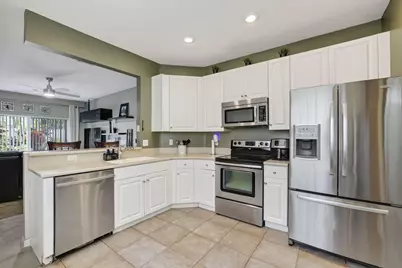 10212 NW 7 Street, Coral Springs, FL 33071 - Photo 6