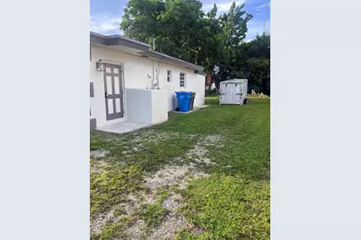 5012 SW 22nd Street, West Park, FL 33023 - Photo 2