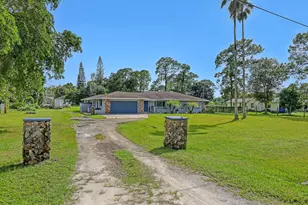 11920 41st Ct N, The Acreage, FL 33411 - Photo 46