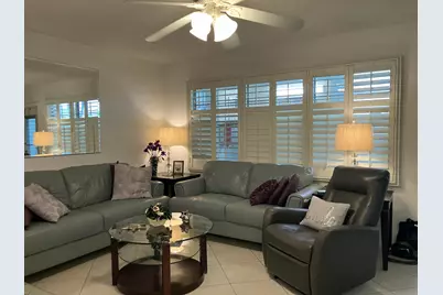 130 Southampton B, West Palm Beach, FL 33417 - Photo 4