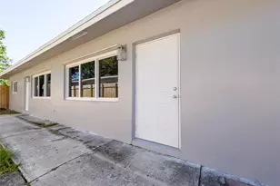 831 SW 7th St, Pompano Beach, FL 33060 - Photo 16