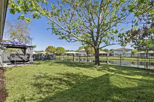 1899 SW Newport Isles Blvd, Port Saint Lucie, FL 34953 - Photo 8