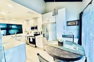 2121 SW 82nd Ave, Davie, FL 33324 - Photo 8