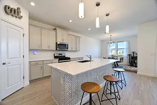 14252 SW Murney Way, Port Saint Lucie, FL 34987 - Photo 16