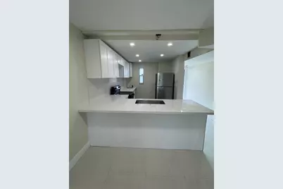 8000 Fairview Drive #209, Tamarac, FL 33321 - Photo 2