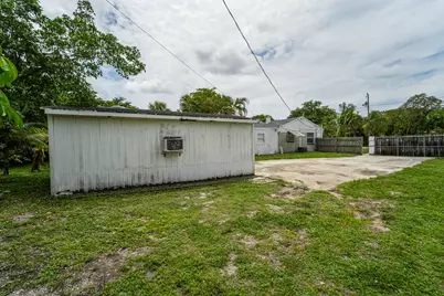 1007 Charles Street, West Palm Beach, FL 33401 - Photo 18