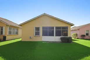 172 Harbor Lake Cir, Greenacres, FL 33413 - Photo 24