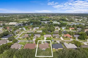 2652 Yarmouth Dr, Wellington, FL 33414 - Photo 30