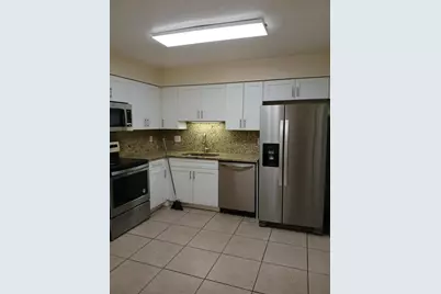 3853 Van Cott Circle, West Palm Beach, FL 33403 - Photo 2