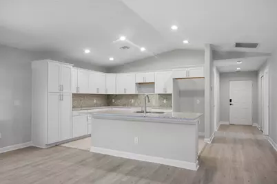 63 Mediterranean Boulevard E, Port Saint Lucie, FL 34952 - Photo 2