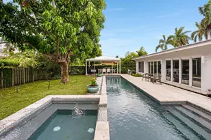 2012 NE 31st Ave, Fort Lauderdale, FL 33305 - Photo 2