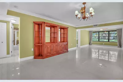 6073 Balboa Circle #105, Boca Raton, FL 33433 - Photo 8