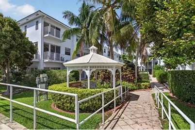 2725 NE 8th Avenue #112, Wilton Manors, FL 33334 - Photo 2