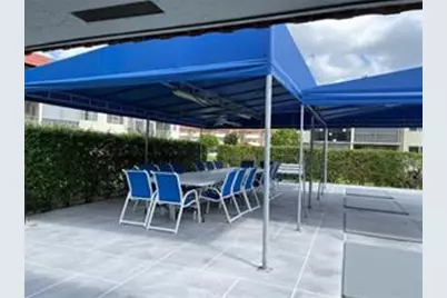 9300 N Hollybrook Lake Drive S #304, Pembroke Pines, FL 33025 - Photo 24