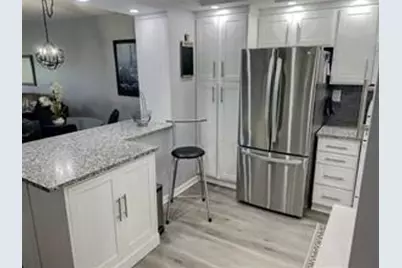 9300 N Hollybrook Lake Drive S #304, Pembroke Pines, FL 33025 - Photo 6