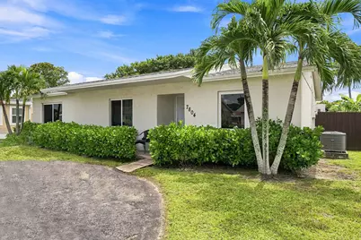 7804 SW 6th Court, North Lauderdale, FL 33068 - Photo 4