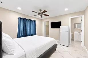 7804 SW 6th Ct, North Lauderdale, FL 33068 - Photo 16