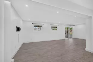 502 Circle E, Jupiter, FL 33458 - Photo 8