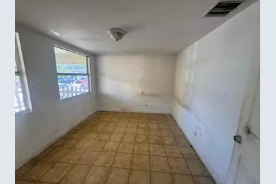 11 S D Street, Lake Worth Beach, FL 33460 - Photo 4