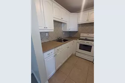 90 Andover D, West Palm Beach, FL 33417 - Photo 2