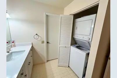 10058 Laurelwood Place, Boynton Beach, FL 33437 - Photo 8