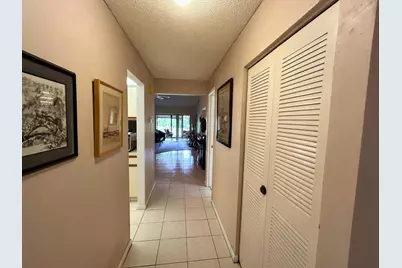 10058 Laurelwood Place, Boynton Beach, FL 33437 - Photo 2