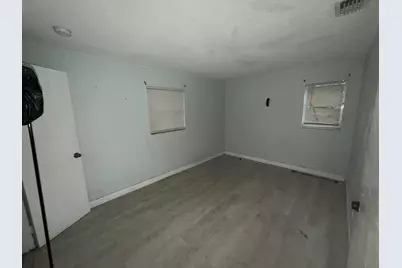 2121 NW 26th Avenue, Fort Lauderdale, FL 33311 - Photo 6