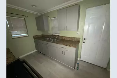 2121 NW 26th Avenue, Fort Lauderdale, FL 33311 - Photo 2