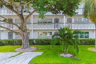 1145 Cambridge G, Deerfield Beach, FL 33442 - Photo 2