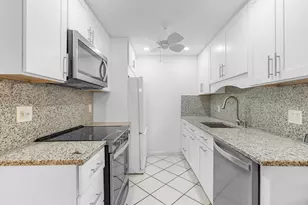 1145 Cambridge G, Deerfield Beach, FL 33442 - Photo 8