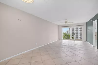 2731 NE 14th St Causeway #702, Pompano Beach, FL 33062 - Photo 12