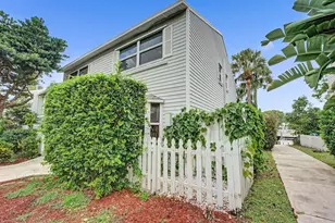 2571 NE 15th St, Pompano Beach, FL 33062 - Photo 50