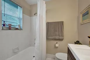 2571 NE 15th St, Pompano Beach, FL 33062 - Photo 38