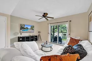 2571 NE 15th St, Pompano Beach, FL 33062 - Photo 20